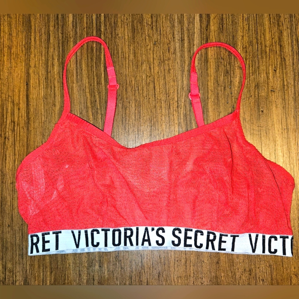 Victoria Secret Red Lace Barlette Sz L